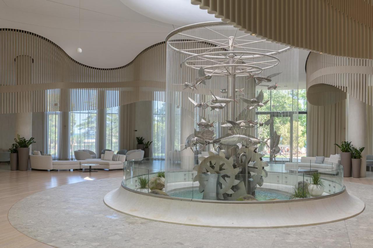 Ensana Aquahouse 호텔 산콘스탄틴앤헬레나 외부 사진 The lobby of the new building