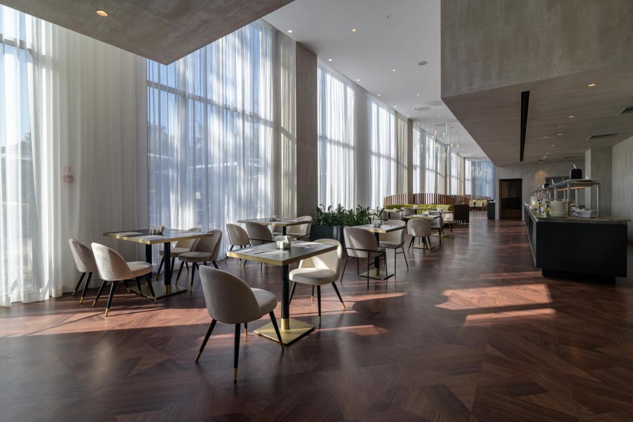 Ensana Aquahouse 호텔 산콘스탄틴앤헬레나 외부 사진 The lounge at Terminal 1