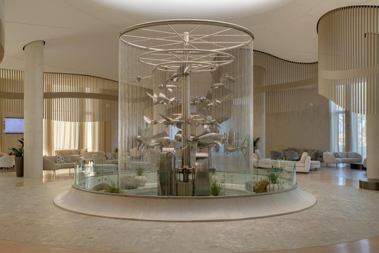 Ensana Aquahouse 호텔 산콘스탄틴앤헬레나 외부 사진 The lobby of the hotel