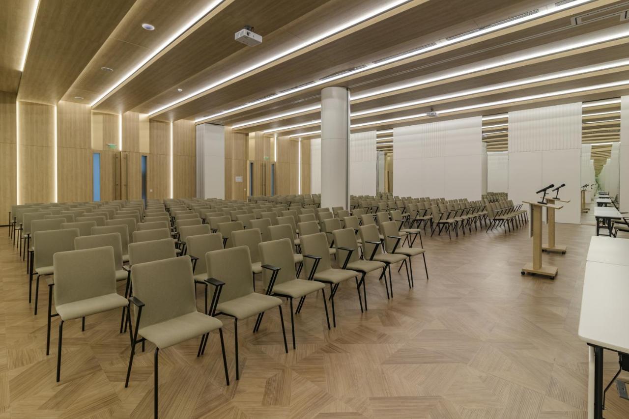 Ensana Aquahouse 호텔 산콘스탄틴앤헬레나 외부 사진 The main conference hall