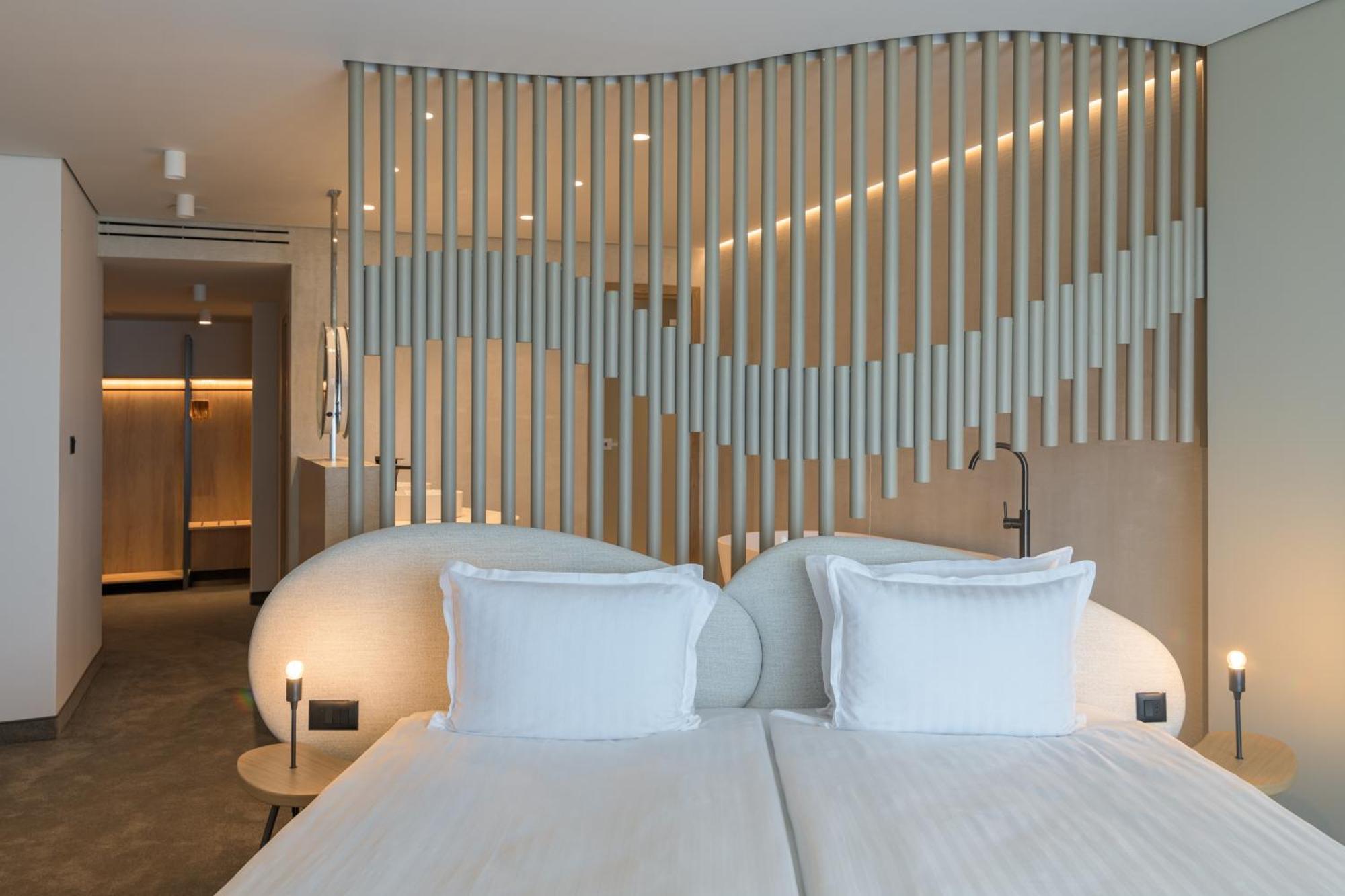 Ensana Aquahouse 호텔 산콘스탄틴앤헬레나 외부 사진 A room at the hotel